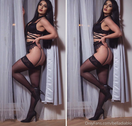 real twin onlyfans hot images