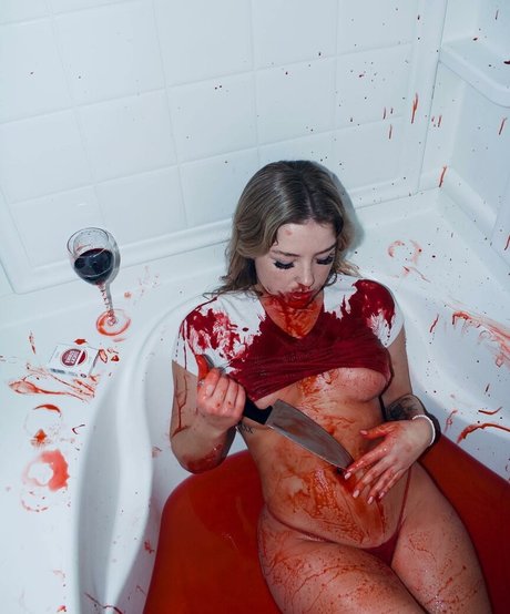 Lauren Brooks model naked galleries