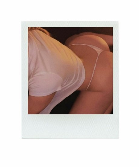 milf yoga onlyfans hot nude image