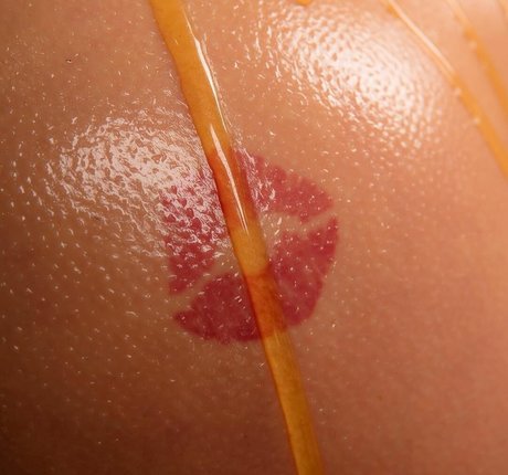 Lauren Brooks adult actress gallery