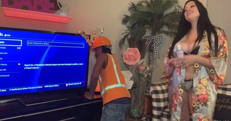 monaazar star pornographic galleries