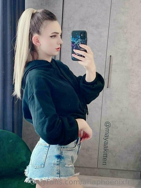 nude selfie onlyfans adult img