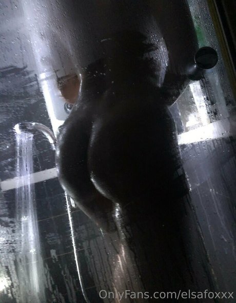 elsafoxxx nice model archive