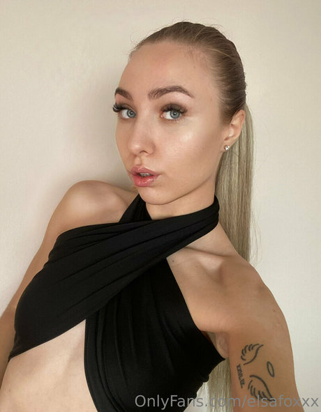elsafoxxx pornstar adult img