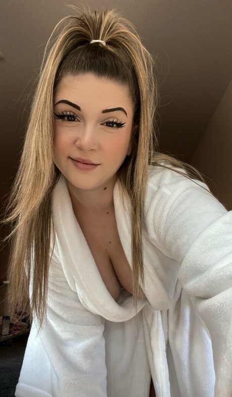 Dolly Mattel star sex img