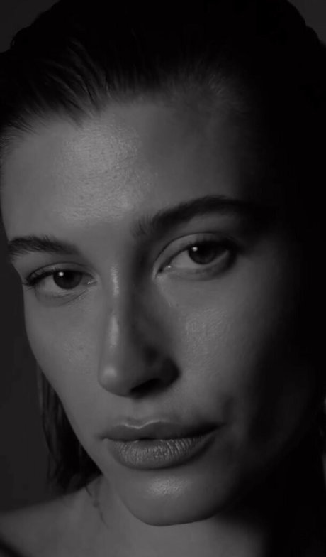 Hailey Baldwin Bieber exclusive model pictures