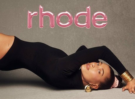 Hailey Baldwin Bieber star hot pic