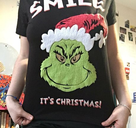 Miss Manganese ASMR model erotic gallery