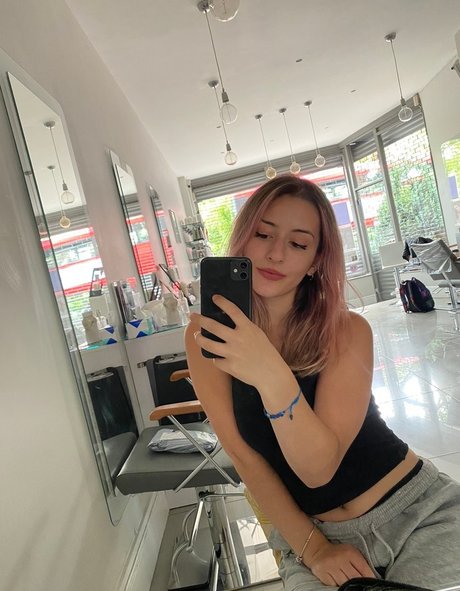 Miss Manganese ASMR pornstar photos