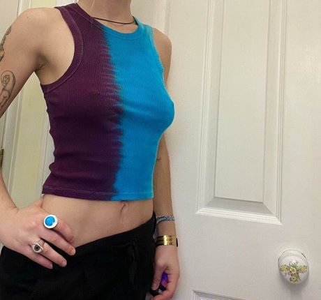 Miss Manganese ASMR sex pornstar image