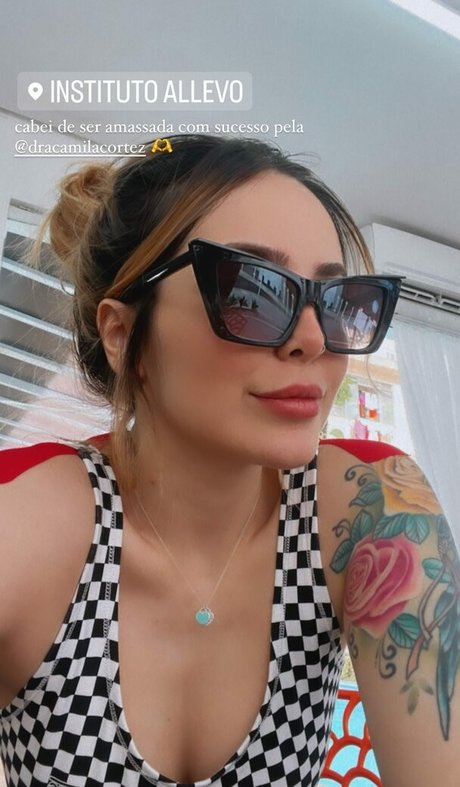 Showliana model hd galleries