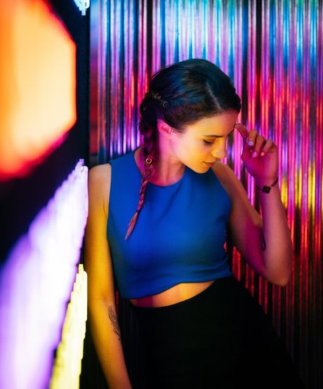 Laure Valee xxx star gallery