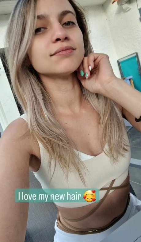 Laure Valee high quality pornstar gallery