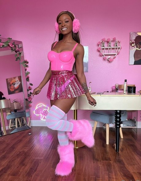 thick ass onlyfans beautiful nude gallery