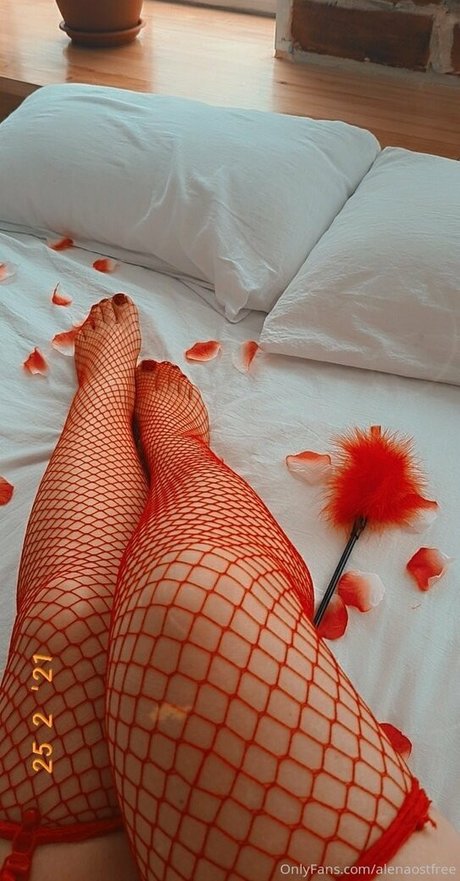 alenaostfree free actress photos