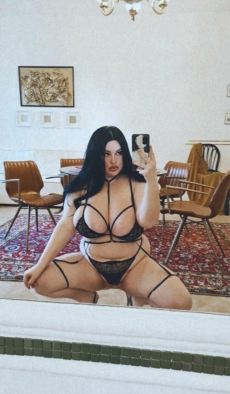 alenaostfree erotic actress image