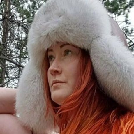 karvalakkinainen nude pornstar image