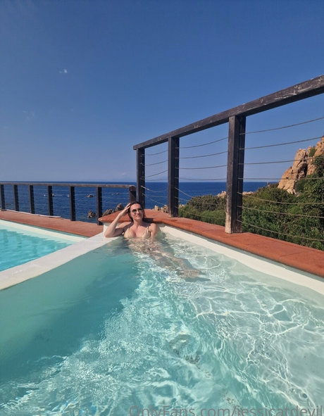 Damdamlive free pornstar gallery