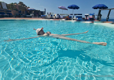 Damdamlive pornstar pretty picture