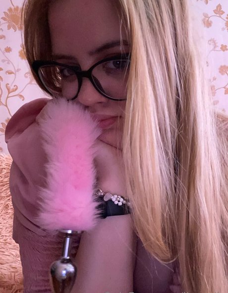 Lissaviip best model pic