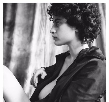 Anna Pittureri perfect model pics