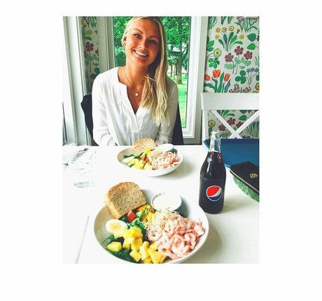 Alma Tandrup star high quality archive