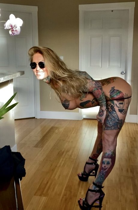 janine erotic star galleries