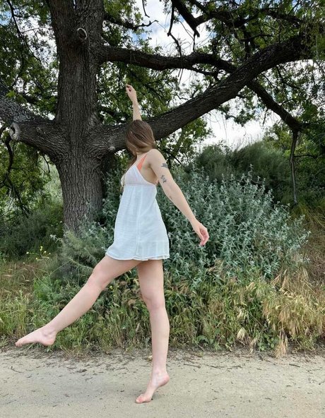 Jordanburton free actress photo