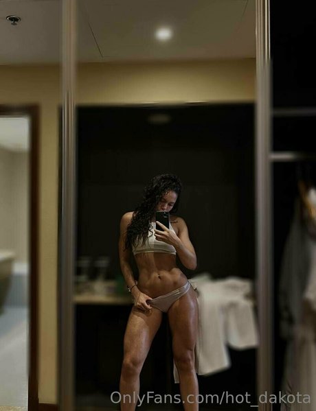 body onlyfans free nude image