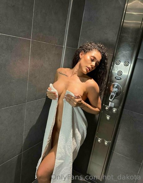 hot dakota Profile Photo