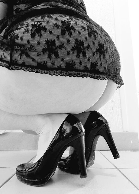 Darkmoonsubmiss free pornstar image