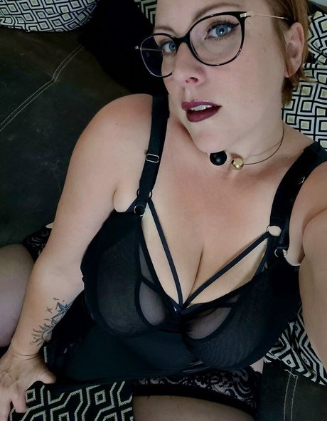 Darkmoonsubmiss star sexy galleries