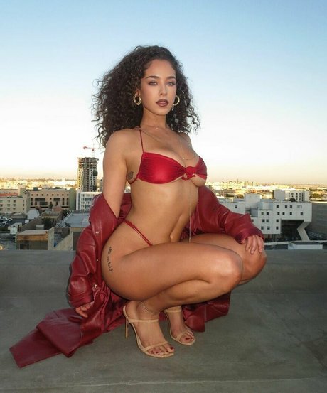 Maeta pornstar exclusive pictures