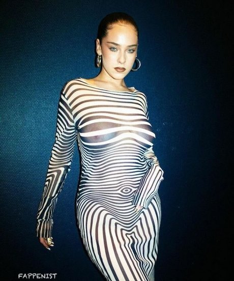 Maeta star hot galleries