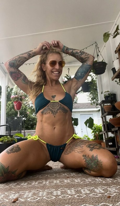 Suburban Gypsy pornstar hd picture