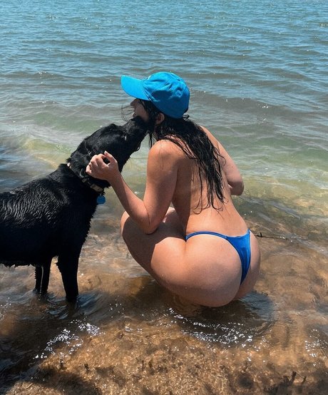 Strawbitty pornstar sexy photo