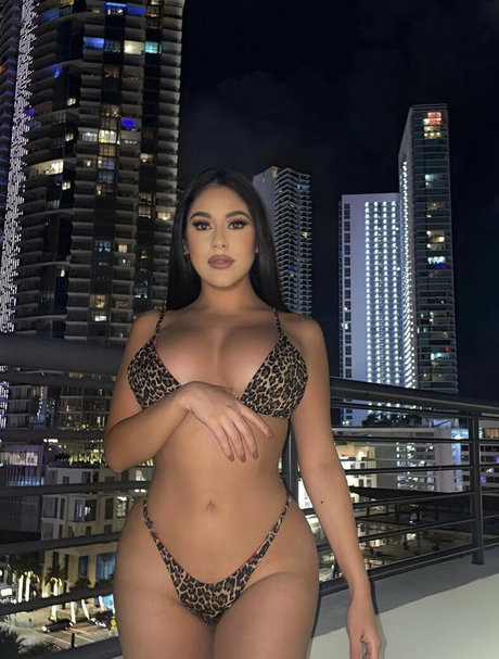 Ashlee Kim hd star photo