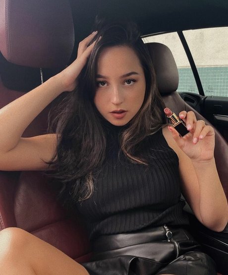 J Lou_ pornographic star image