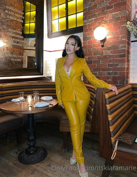 itskiaramarie high quality model pics