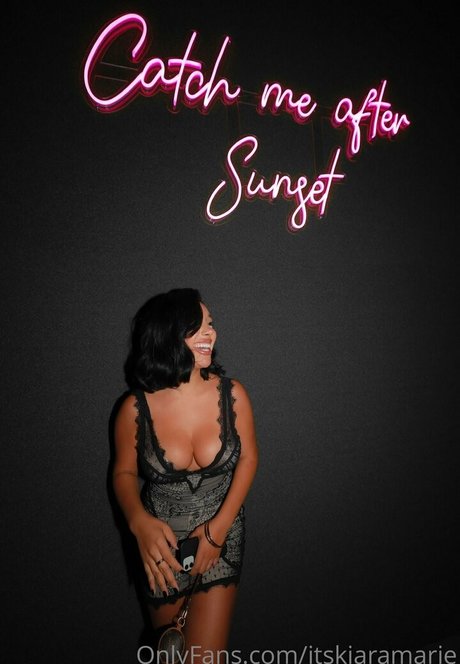 itskiaramarie star pretty pics