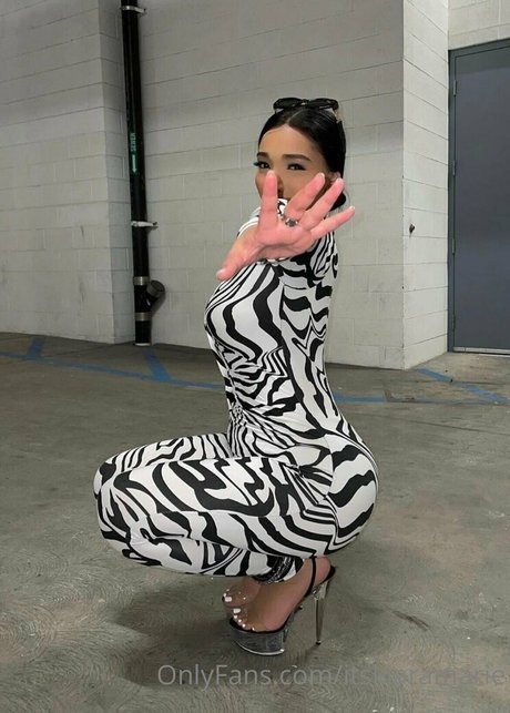 itskiaramarie exclusive actress img