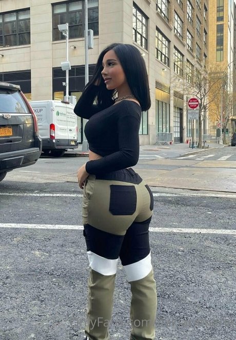 itskiaramarie xxx actress photo