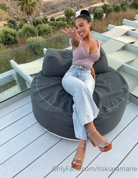 itskiaramarie hot pornstar gallery