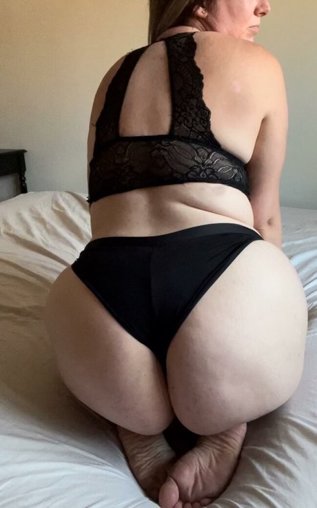 MissesP adult model pics