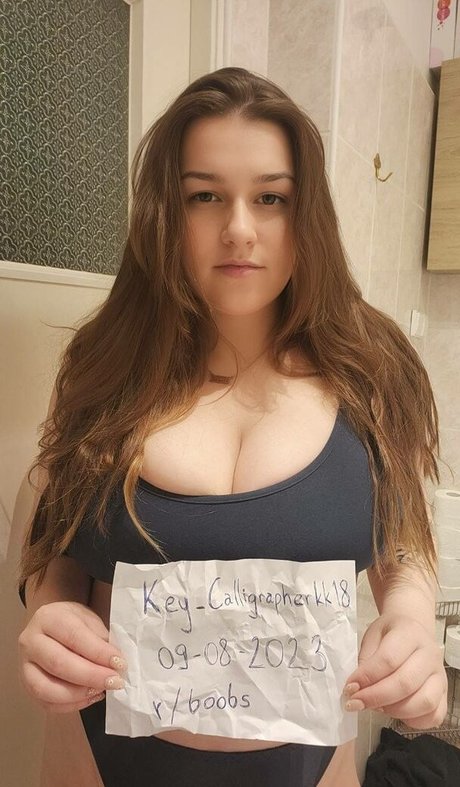 Dd Peach model sexy pics