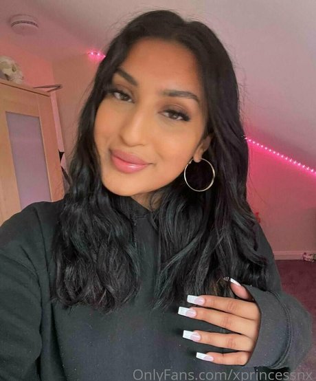 brownbarbieexxx sex model img