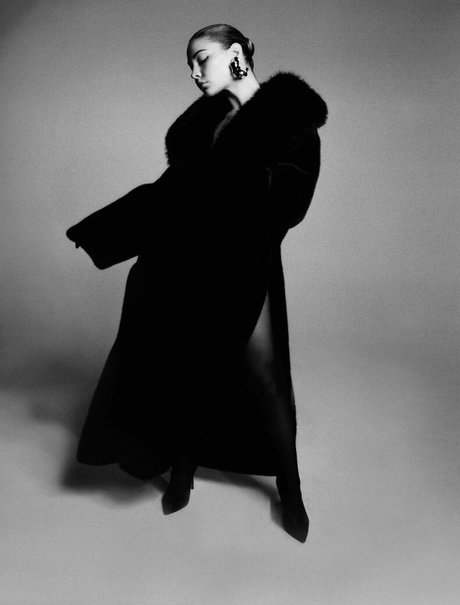 Madelyn Cline pornstar pretty galleries