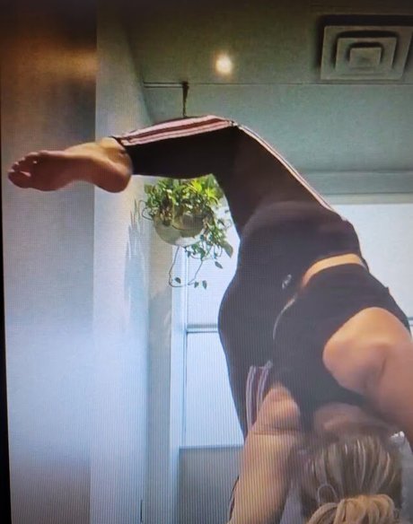 emo onlyfans beautiful pics