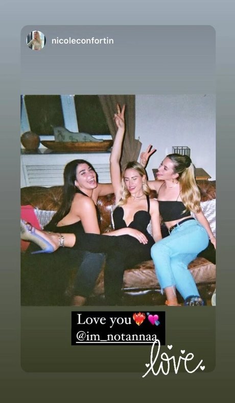 Anna Rebellato pornographic model pic