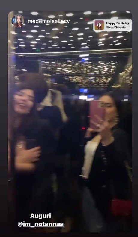 Anna Rebellato model naked pic